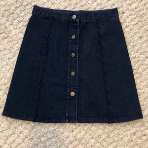 Draper James scallop detail jean skirt.